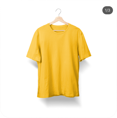 Camiseta amarela no cabide